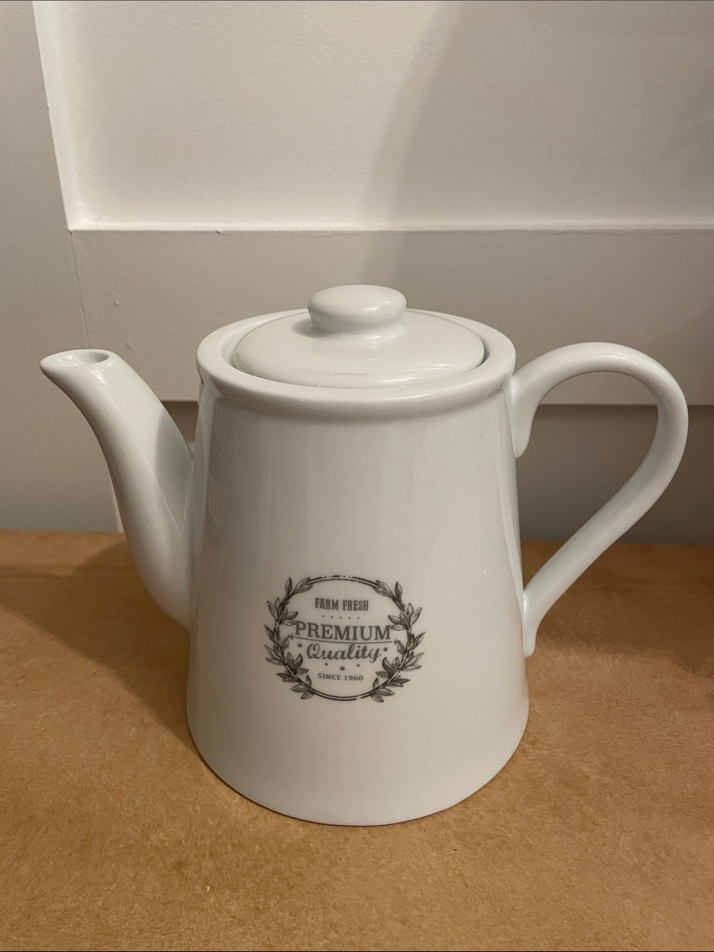 Fitz and Floyd White Ceramic Teapot with Lid